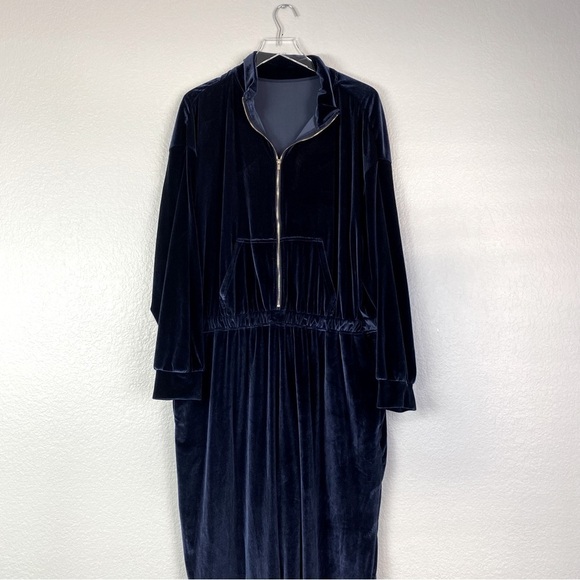 Fabletics Navy Velour Zip Up Wide Leg Jumpsuit Size 4X - Picture 2 of 13